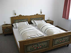 schlafzimmer unten rechts 1