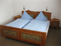 Schlafzimmer unten links